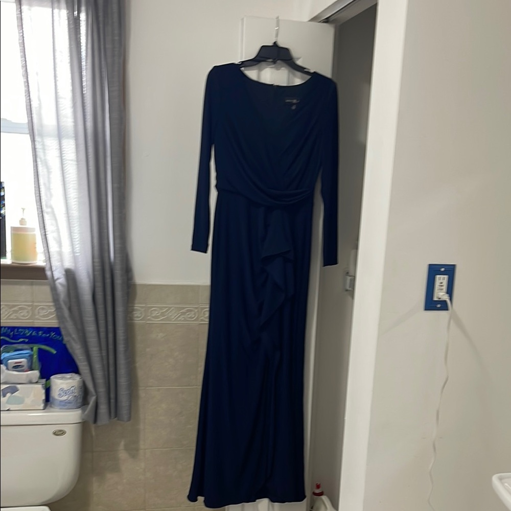 Elegant Navy Blue Long Sleeve Dress